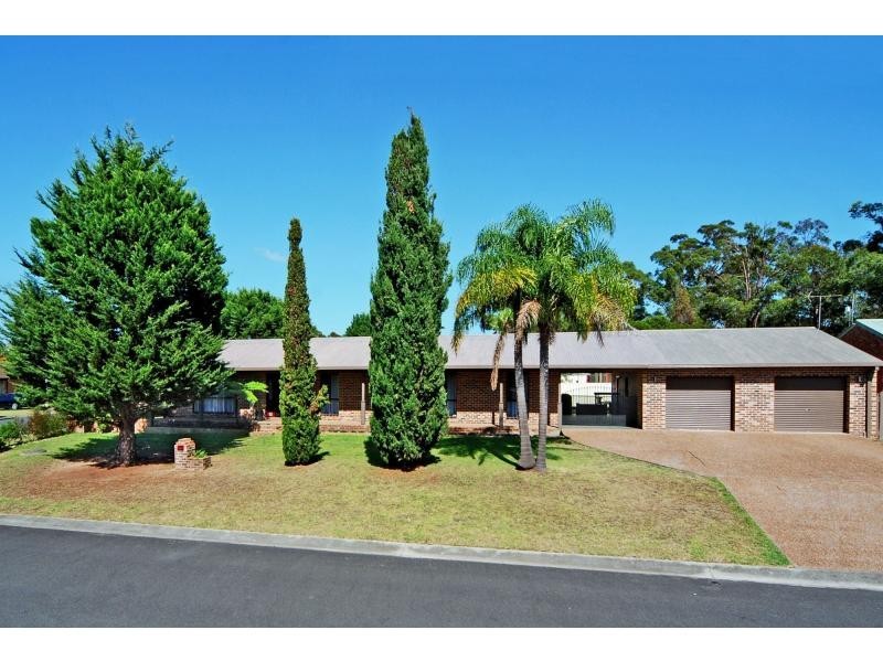 21 Glenair Avenue, West Nowra NSW 2541