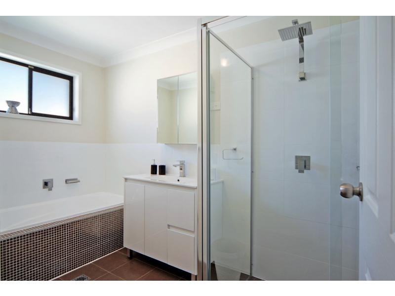 21 Glenair Avenue, West Nowra NSW 2541