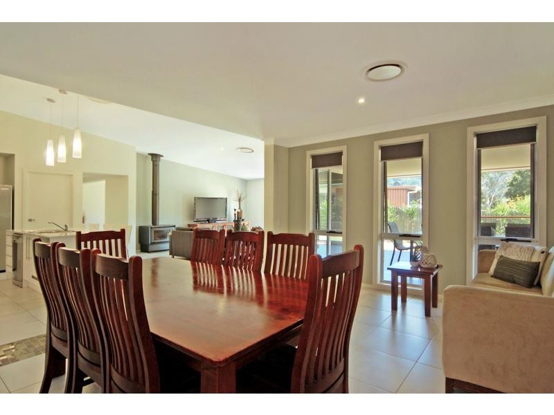 8 Nooramunga Avenue, Cambewarra NSW 2540