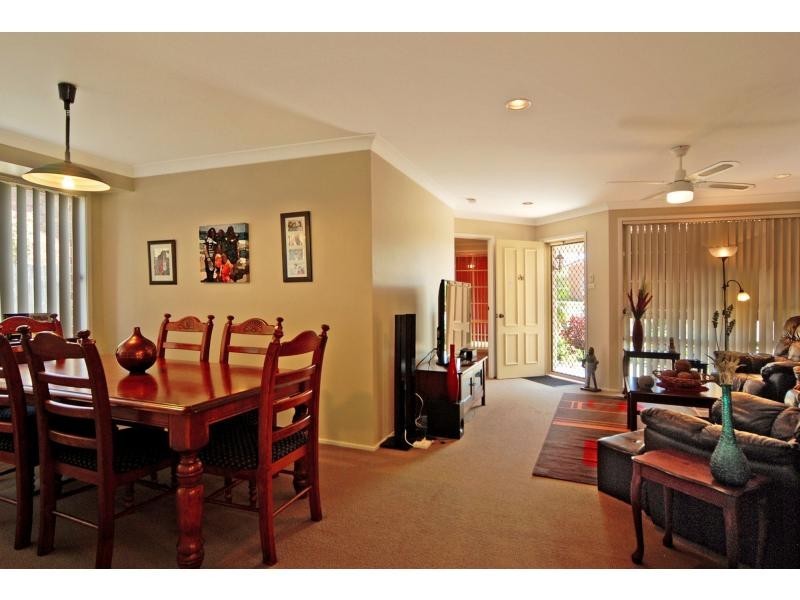 53 Illawarra Circuit, Worrigee NSW 2540