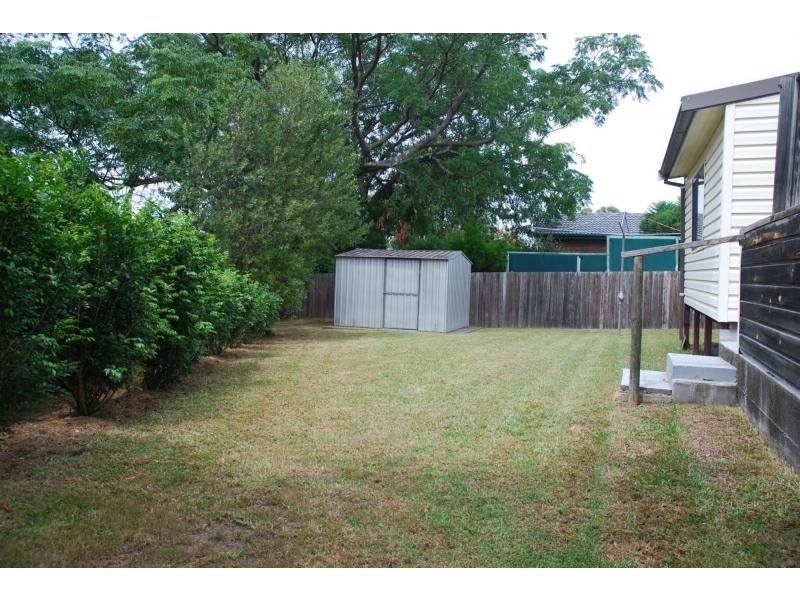 3 Birkdale Grove, Bomaderry NSW 2541