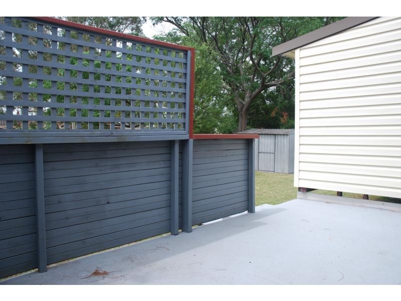 3 Birkdale Grove, Bomaderry NSW 2541