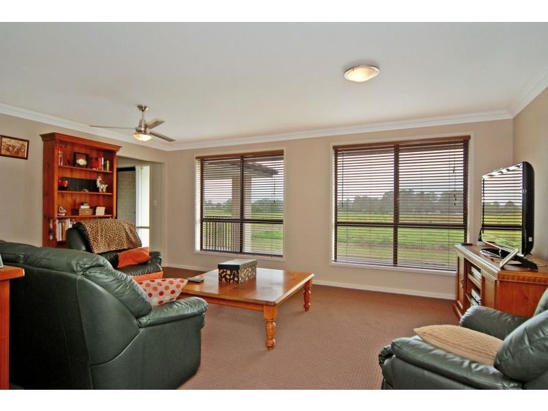 55 Lyrebird Drive, Nowra NSW 2541