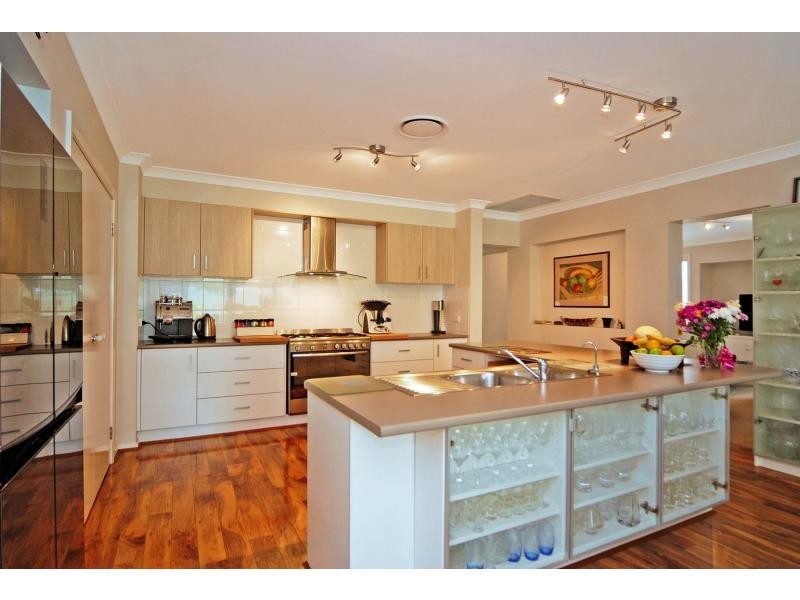 16 Hanover Close, South Nowra NSW 2541