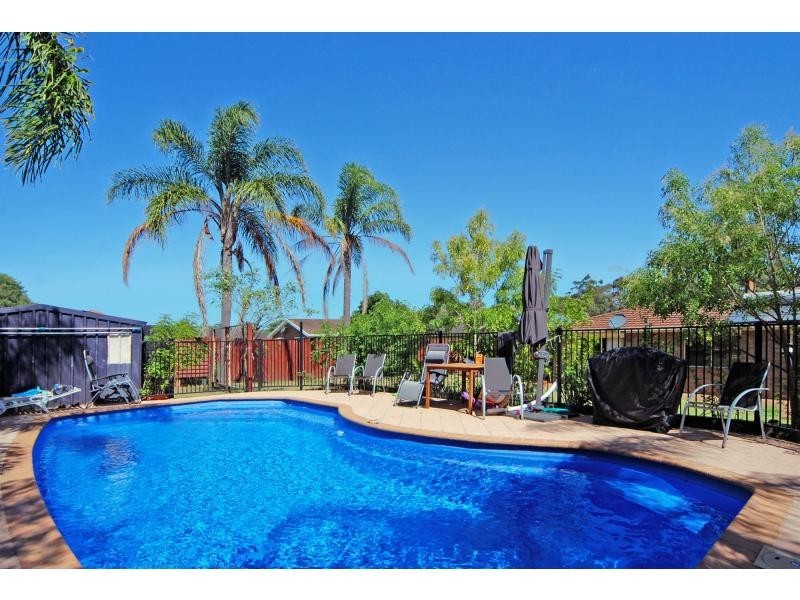 66 Yeovil Drive, Bomaderry NSW 2541