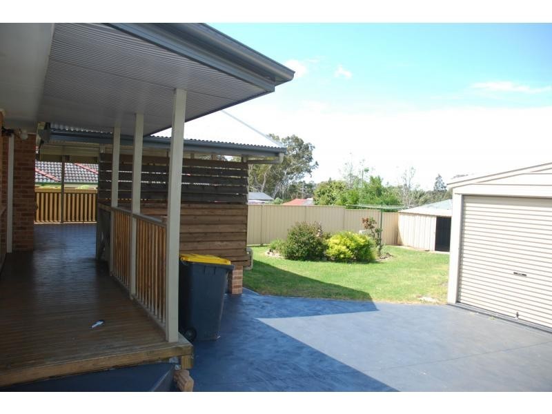 23 Lydon Avenue, West Nowra NSW 2541