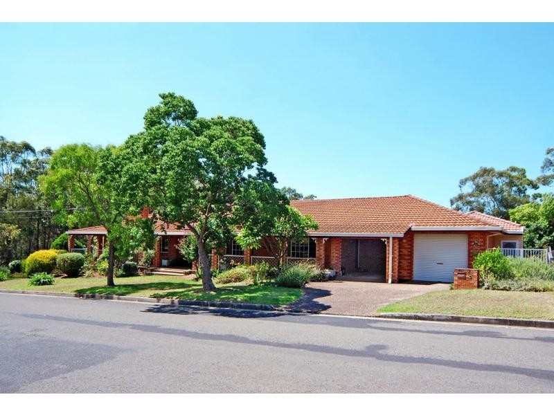 2 Westborne Drive, Nowra NSW 2541