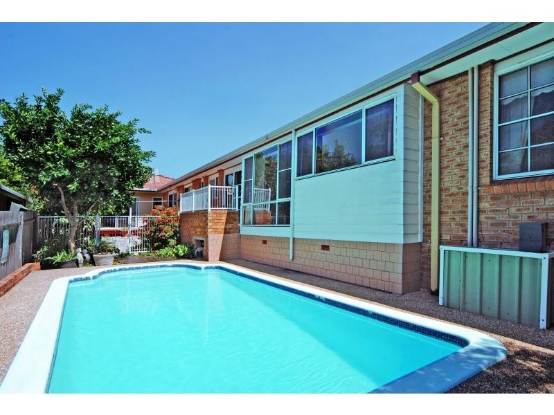 2 Westborne Drive, Nowra NSW 2541
