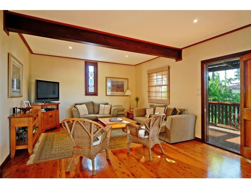 34 Cater Crescent, Sussex Inlet NSW 2540