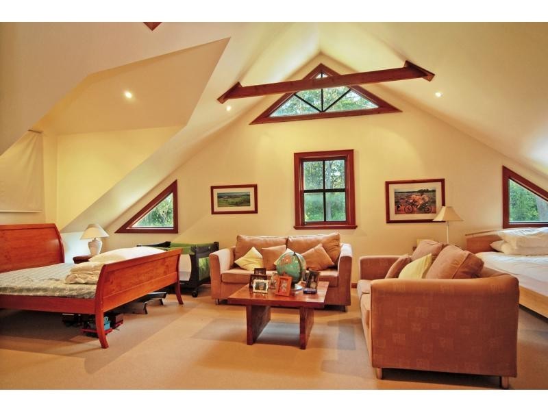 34 Cater Crescent, Sussex Inlet NSW 2540