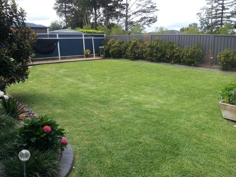 11 Jade Place, Meroo Meadow NSW 2540