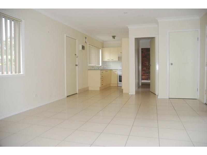 1/430 Princes Highway, Bomaderry NSW 2541