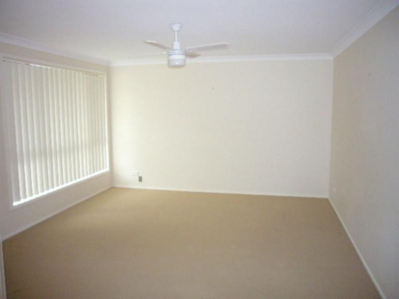 32 Golden Ash Close, Worrigee NSW 2540