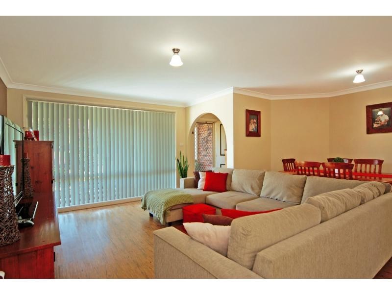2 Elderberry Avenue, Worrigee NSW 2540