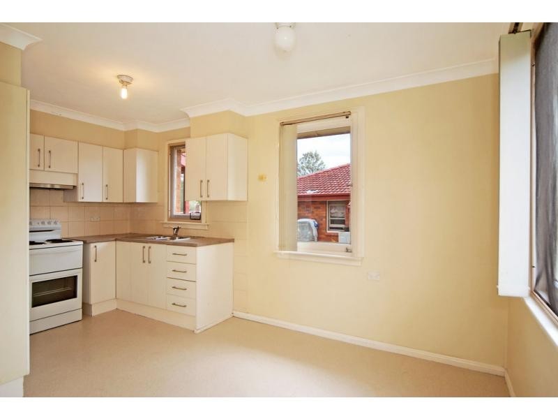 31 McKay Street, Nowra NSW 2541