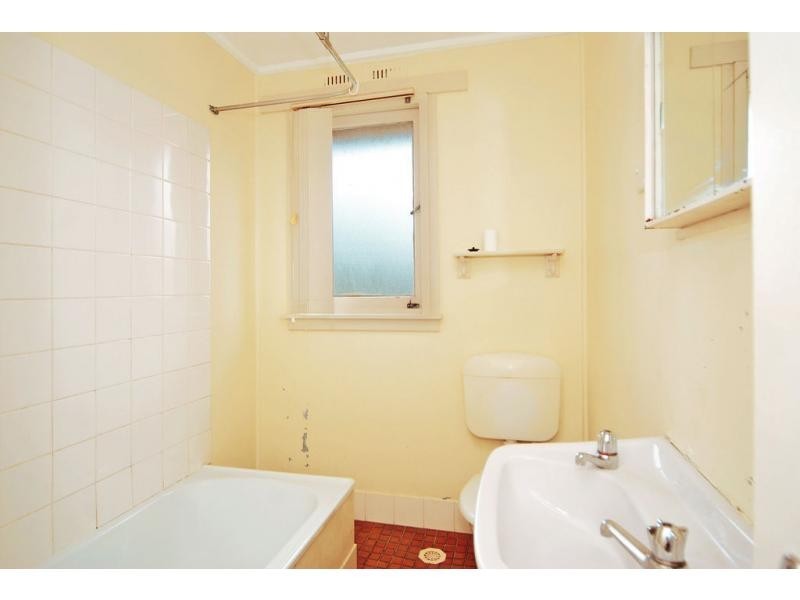 31 McKay Street, Nowra NSW 2541