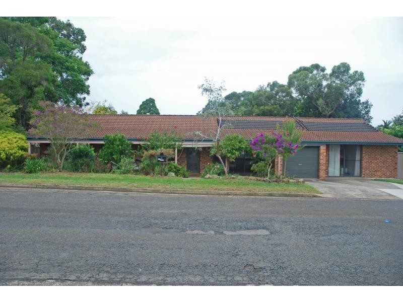 11 Russell Avenue, North Nowra NSW 2541