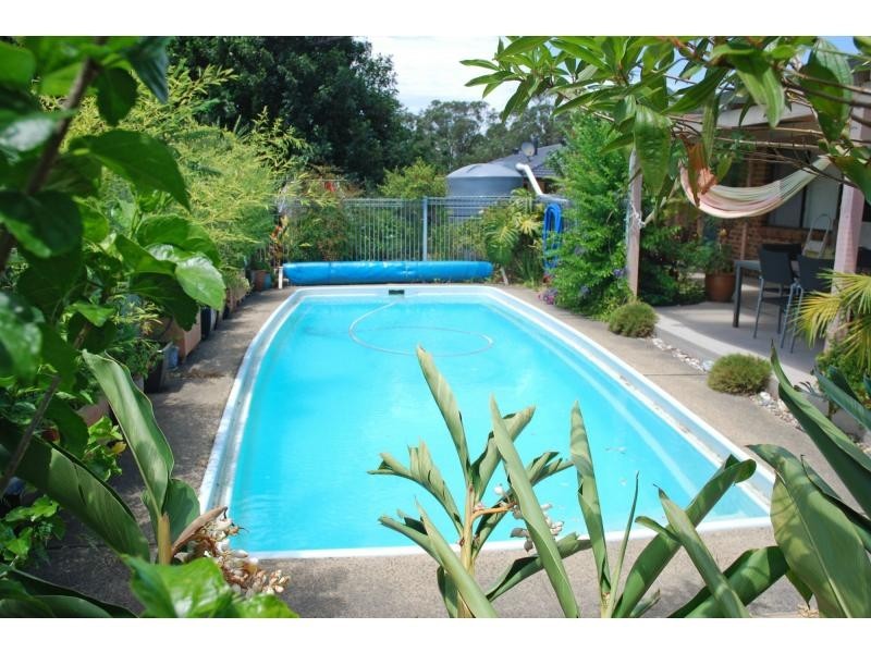 11 Russell Avenue, North Nowra NSW 2541