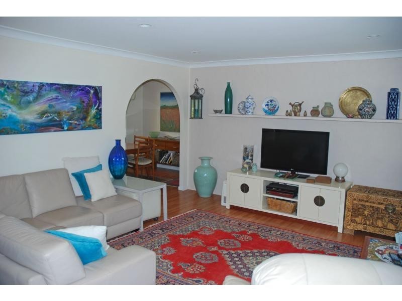 11 Russell Avenue, North Nowra NSW 2541