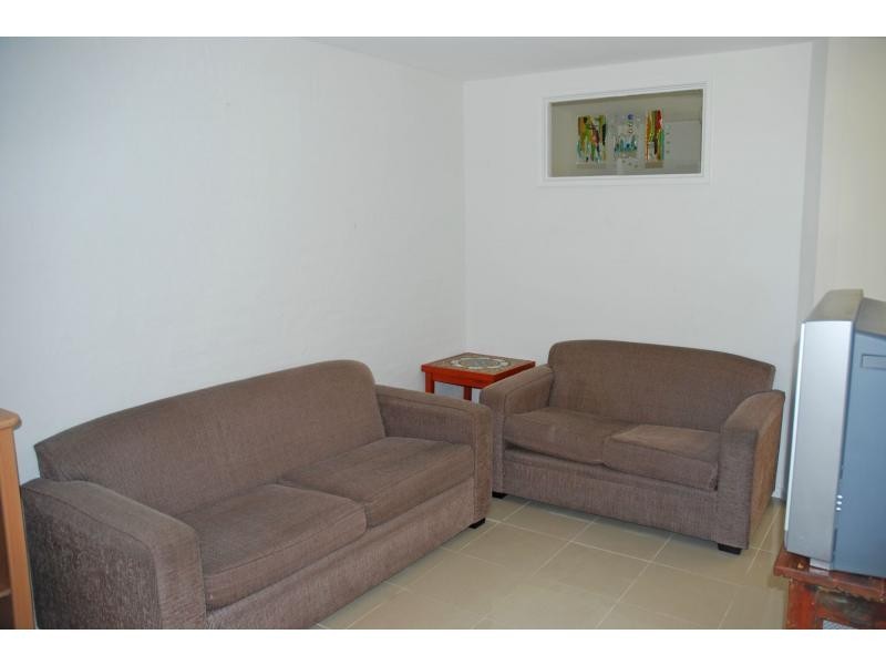 11 Russell Avenue, North Nowra NSW 2541