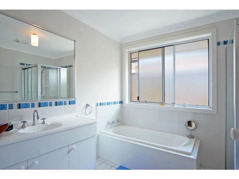 4 Whitewood Street, Worrigee NSW 2540