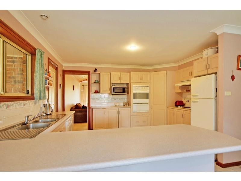 82 Judith Drive, North Nowra NSW 2541