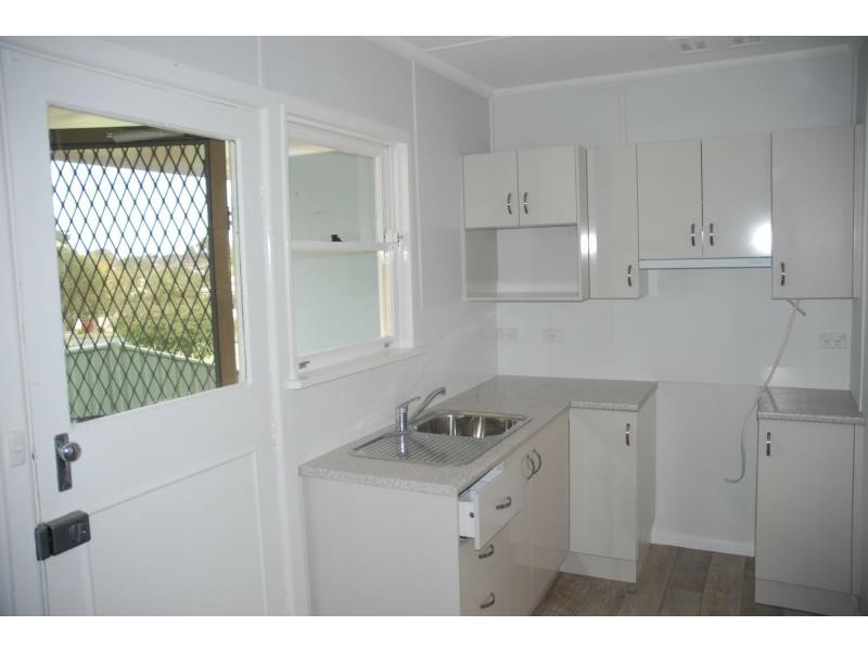 1/5 Wilson Avenue, Nowra NSW 2541