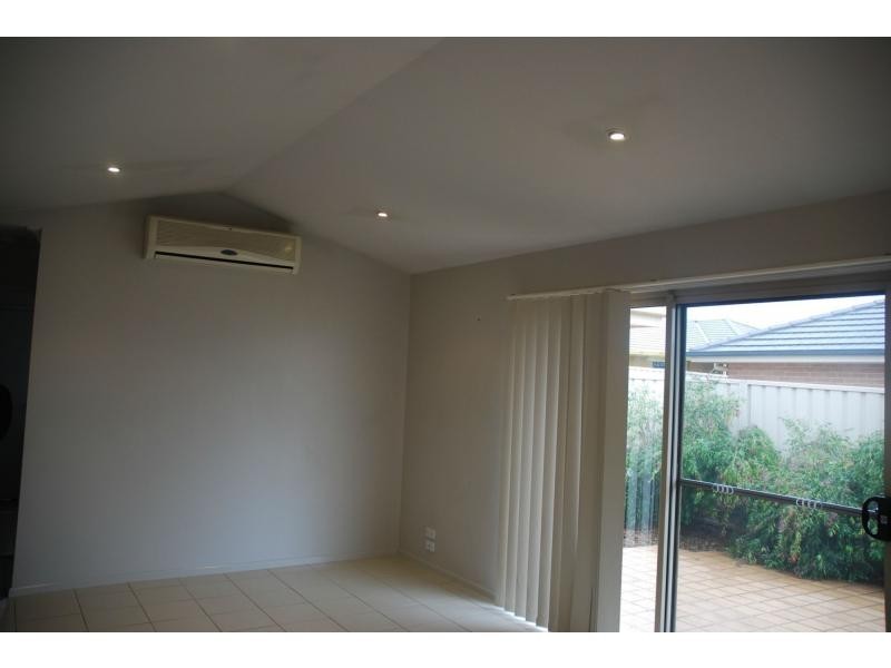 3/35 Sophia Road, Worrigee NSW 2540