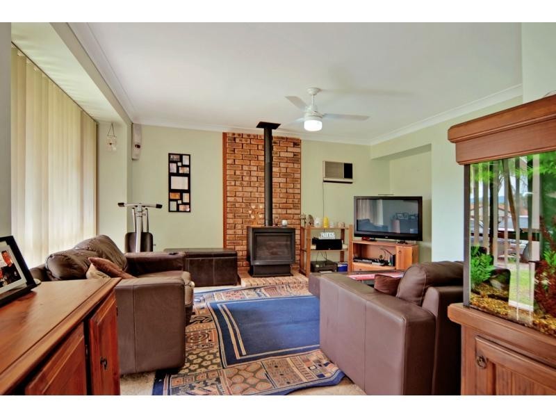 18 Golden Cane Avenue, North Nowra NSW 2541