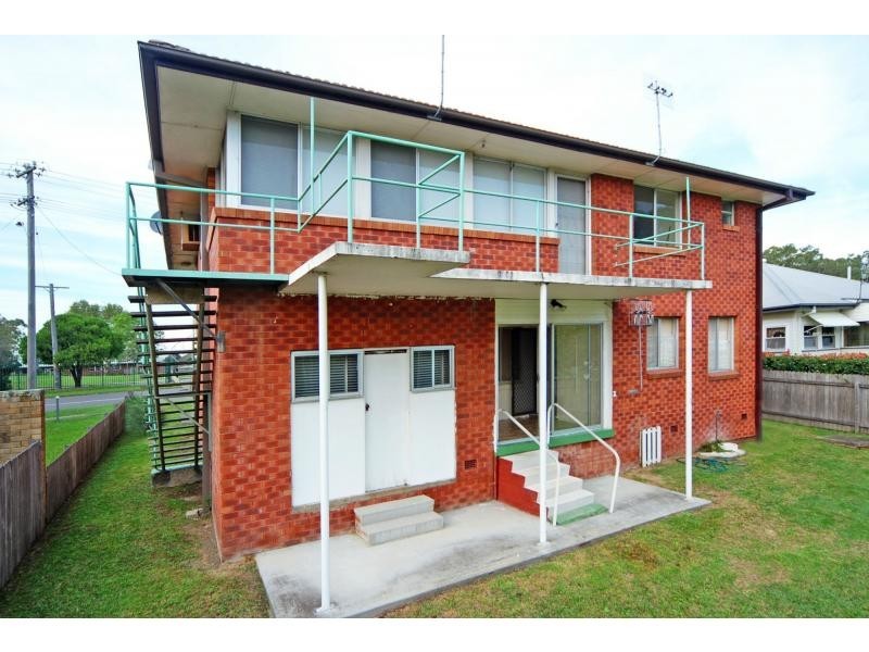 2/87 Moss Street, Nowra NSW 2541