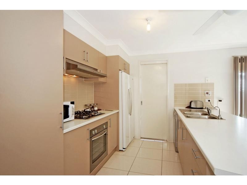 19 Warrigal Street, Nowra NSW 2541