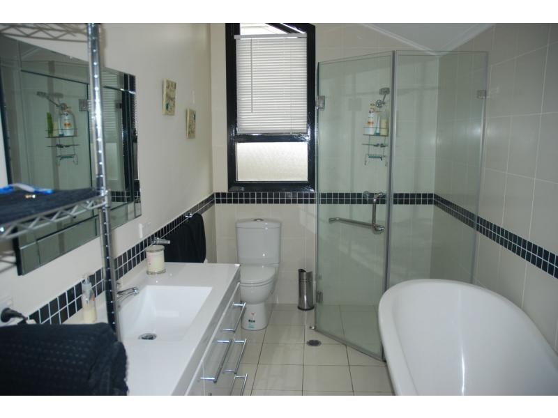 9 Tanang Street, Bomaderry NSW 2541