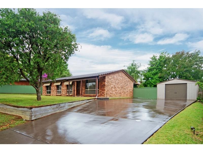 10 Coconut Drive, North Nowra NSW 2541