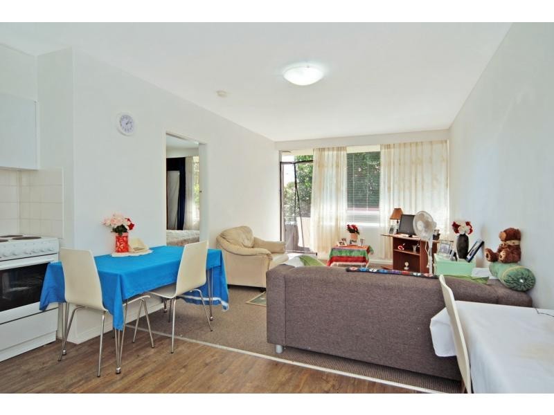 2/64 Berry Street, Nowra NSW 2541