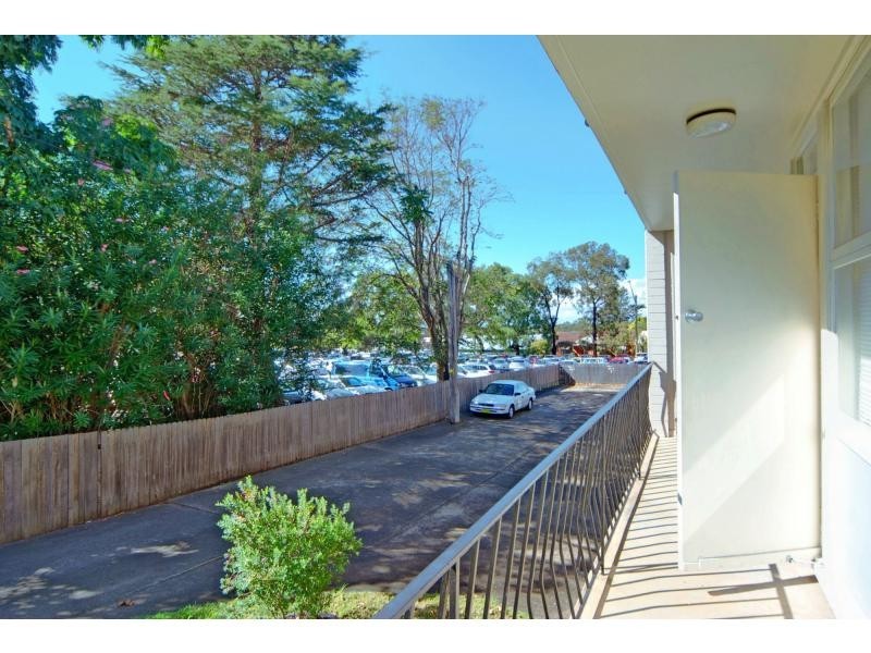 2/64 Berry Street, Nowra NSW 2541