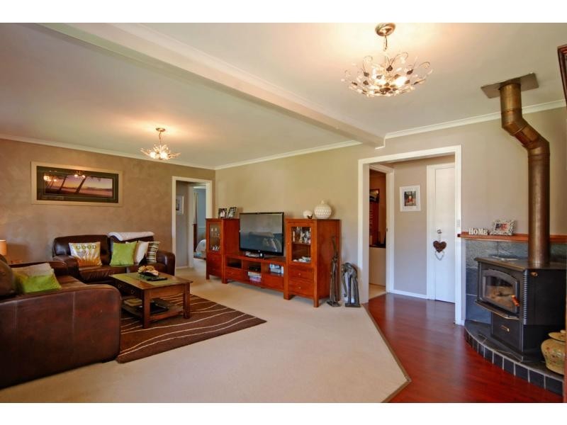 51 Hillcrest Avenue, South Nowra NSW 2541