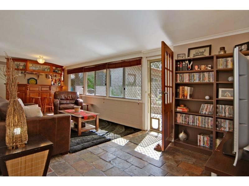 51 Hillcrest Avenue, South Nowra NSW 2541