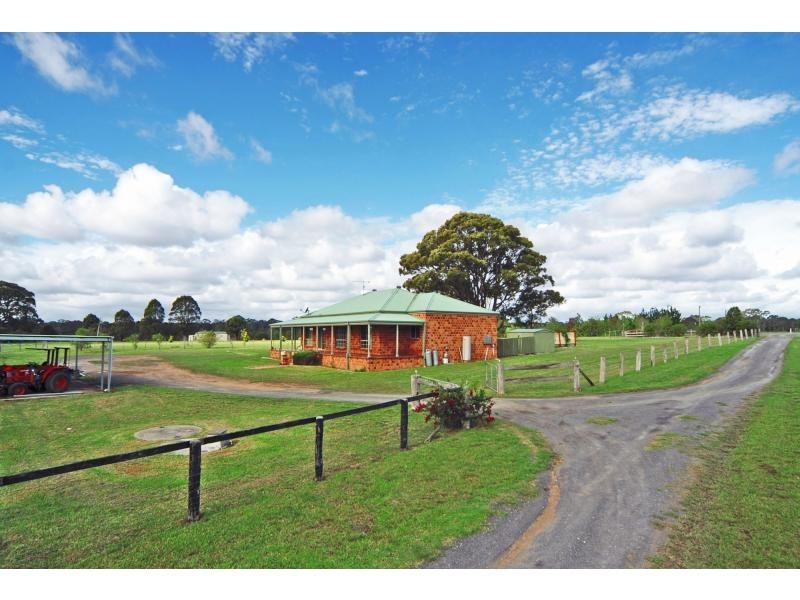 25 Willandra Way, Nowra Hill NSW 2540