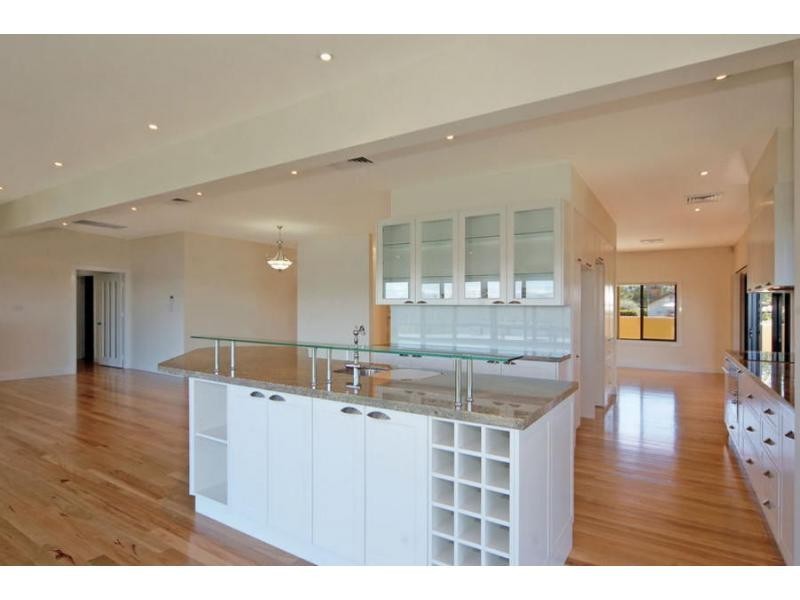 30 Illaroo Road, North Nowra NSW 2541