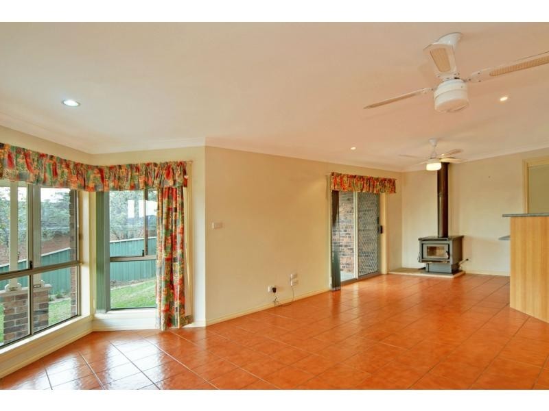 41 Illawarra Circuit, Worrigee NSW 2540