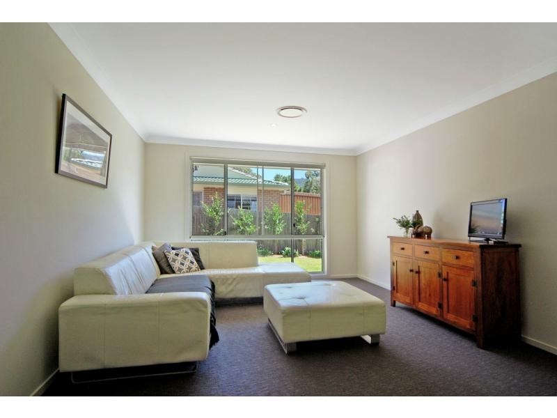 8 Nooramunga Avenue, Cambewarra NSW 2540