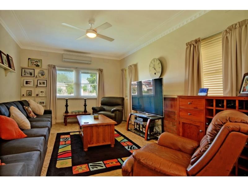 81 Jervis Street, Nowra NSW 2541