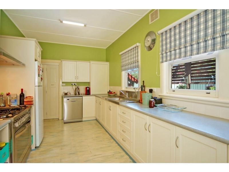 125 Shoalhaven Street, Nowra NSW 2541
