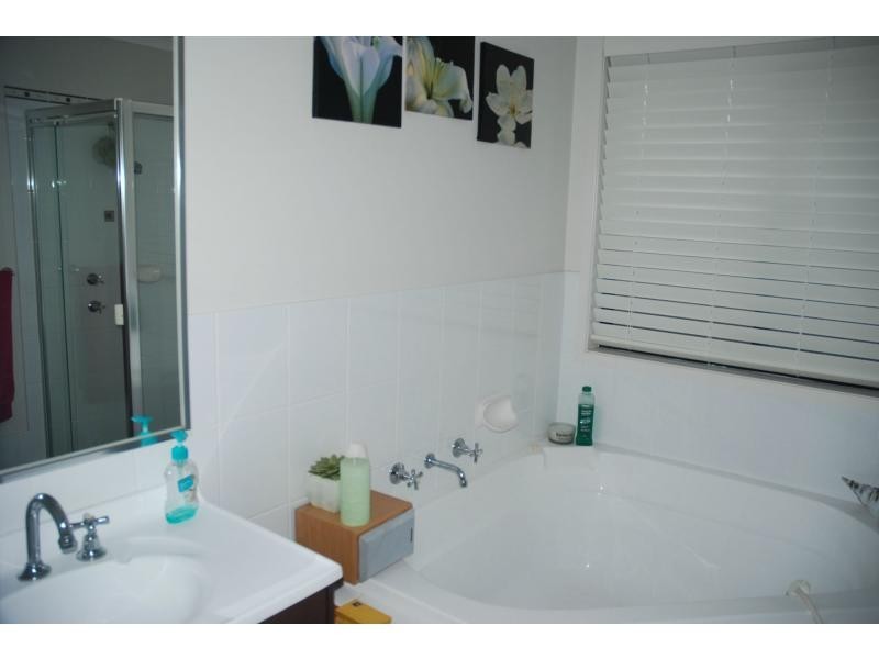 1 Almondbark Road, Worrigee NSW 2540