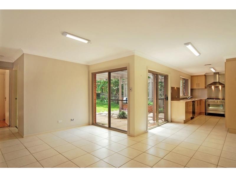 11 Beyeri Avenue, West Nowra NSW 2541