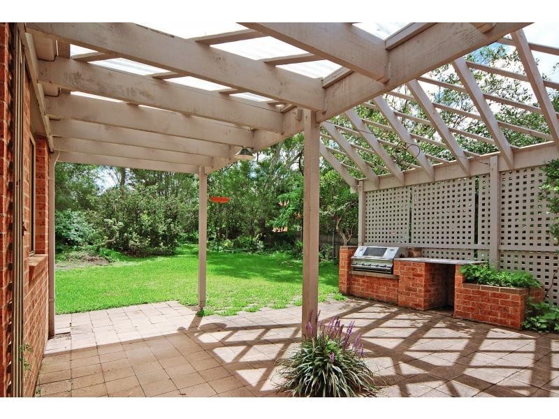 11 Beyeri Avenue, West Nowra NSW 2541