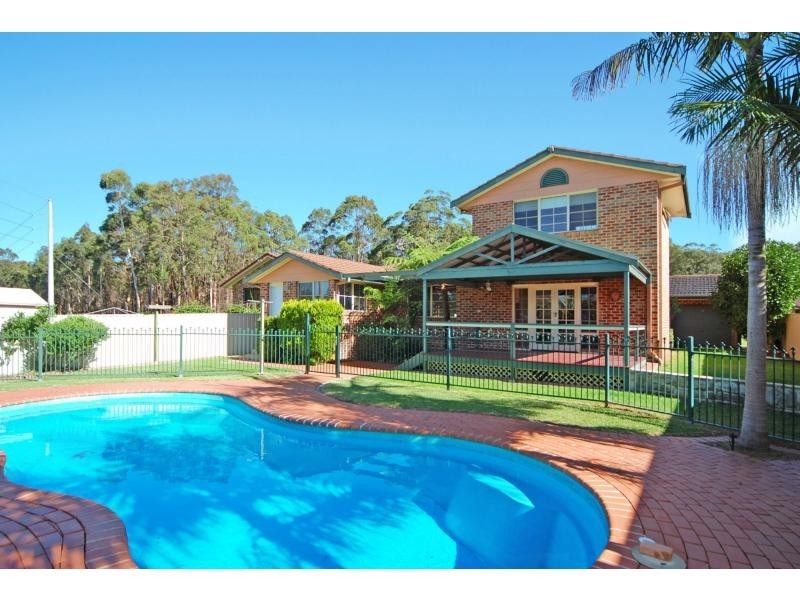14 Westborne Drive, Nowra NSW 2541