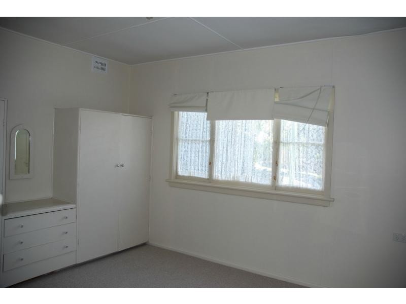 48 Douglas Street, Nowra NSW 2541