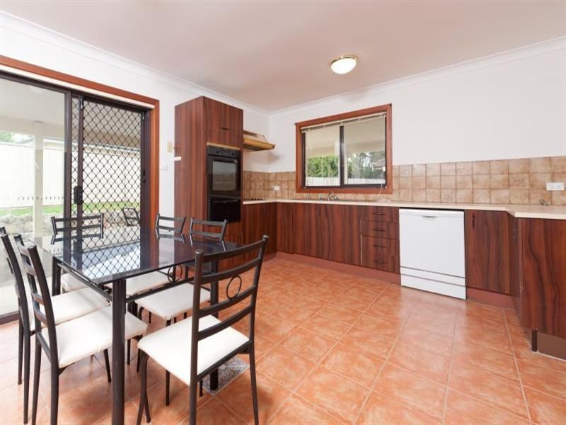 5 Folia Close, West Nowra NSW 2541