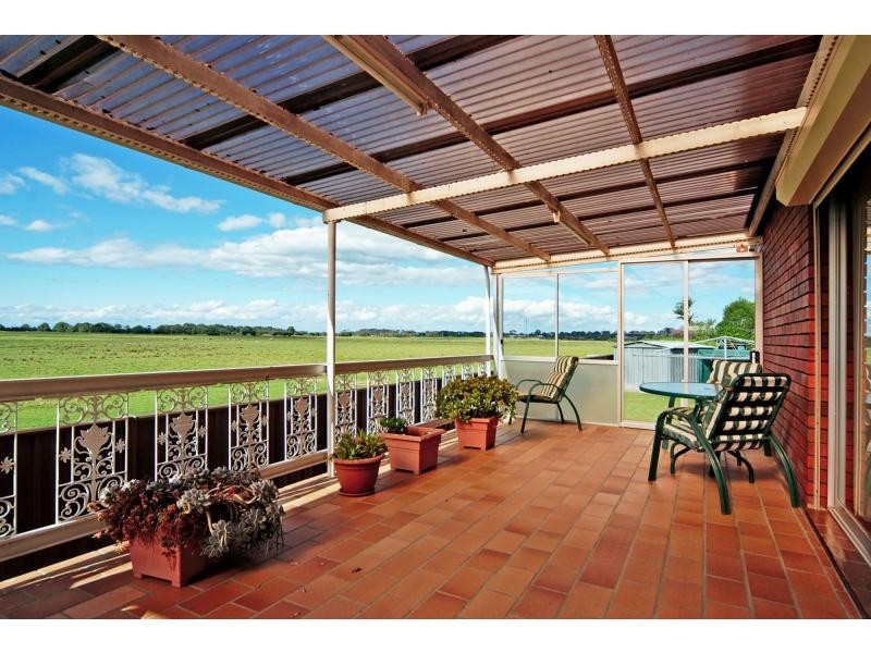 30 Amalfi Crescent, Nowra NSW 2541